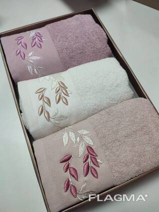 Bath towel